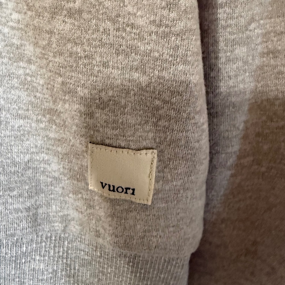 Vuori Recycled Polyester Elastane Heather Gray Raglan Crewneck Sweatshirt Medium - Picture 3 of 8